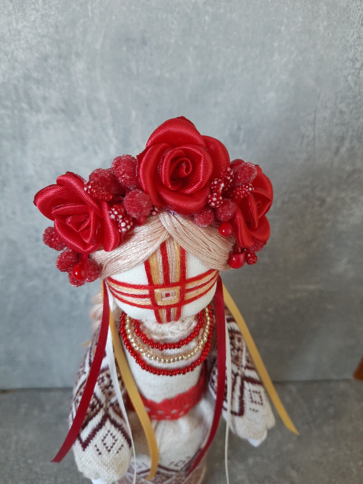 Українська лялька-мотанка, інтер'єрна, сувенірна червоно-коричнева