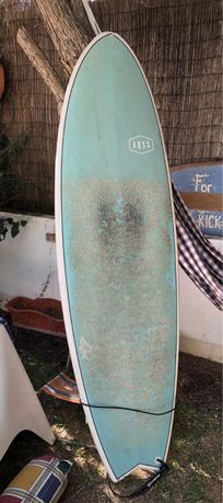 Prancha de surf aqss board flying fish 6’6 49 litros