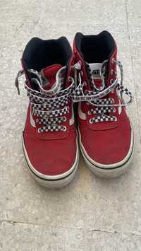 Tenis Bota Vans 35