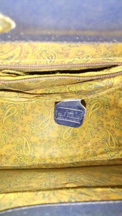 Bolsa de senhora em pele