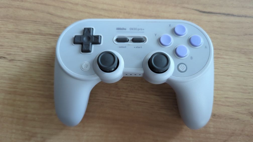 Kontroler pad 8bitdo sn30 pro+ Bluetooth