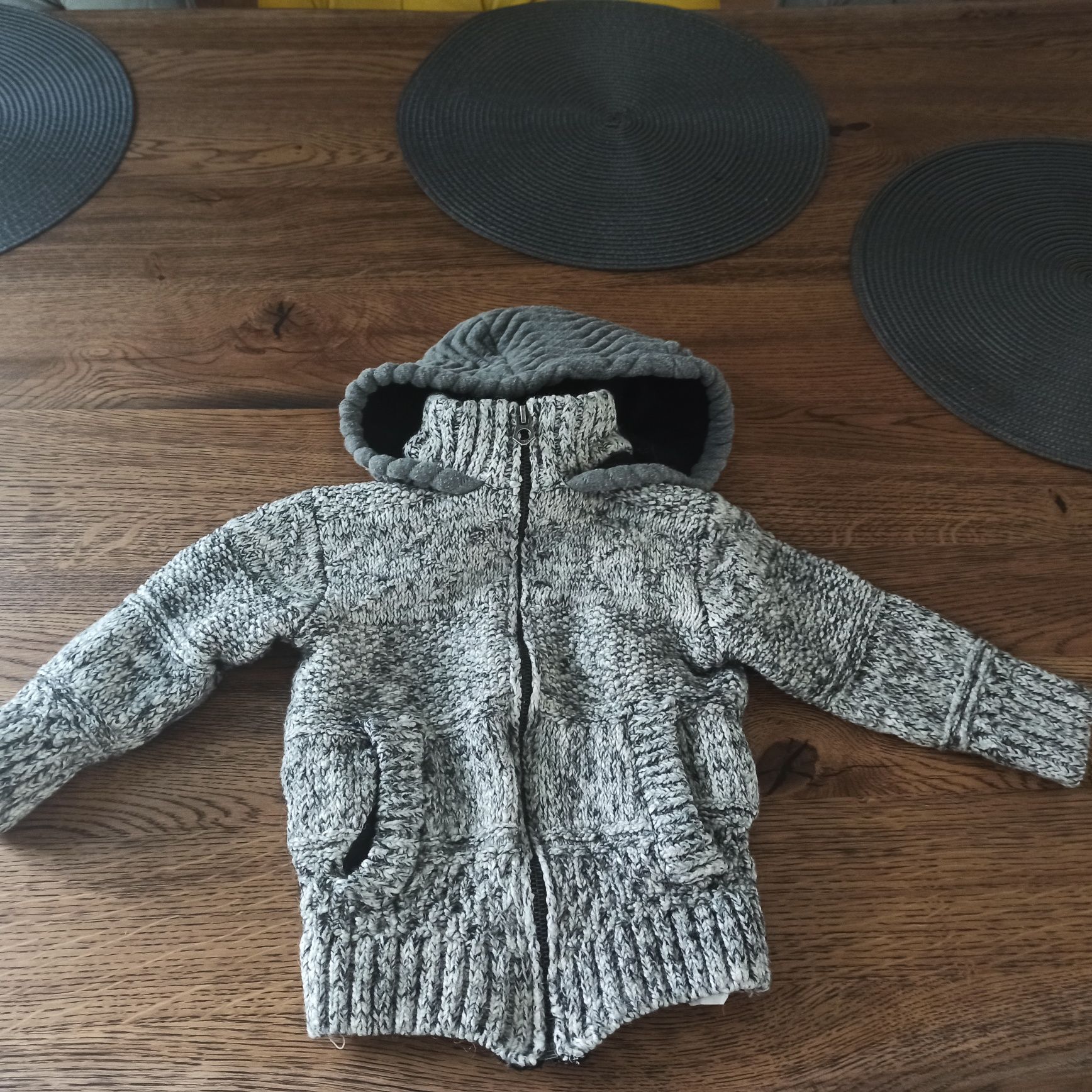 Sweter z kapturem Zara jak nowy