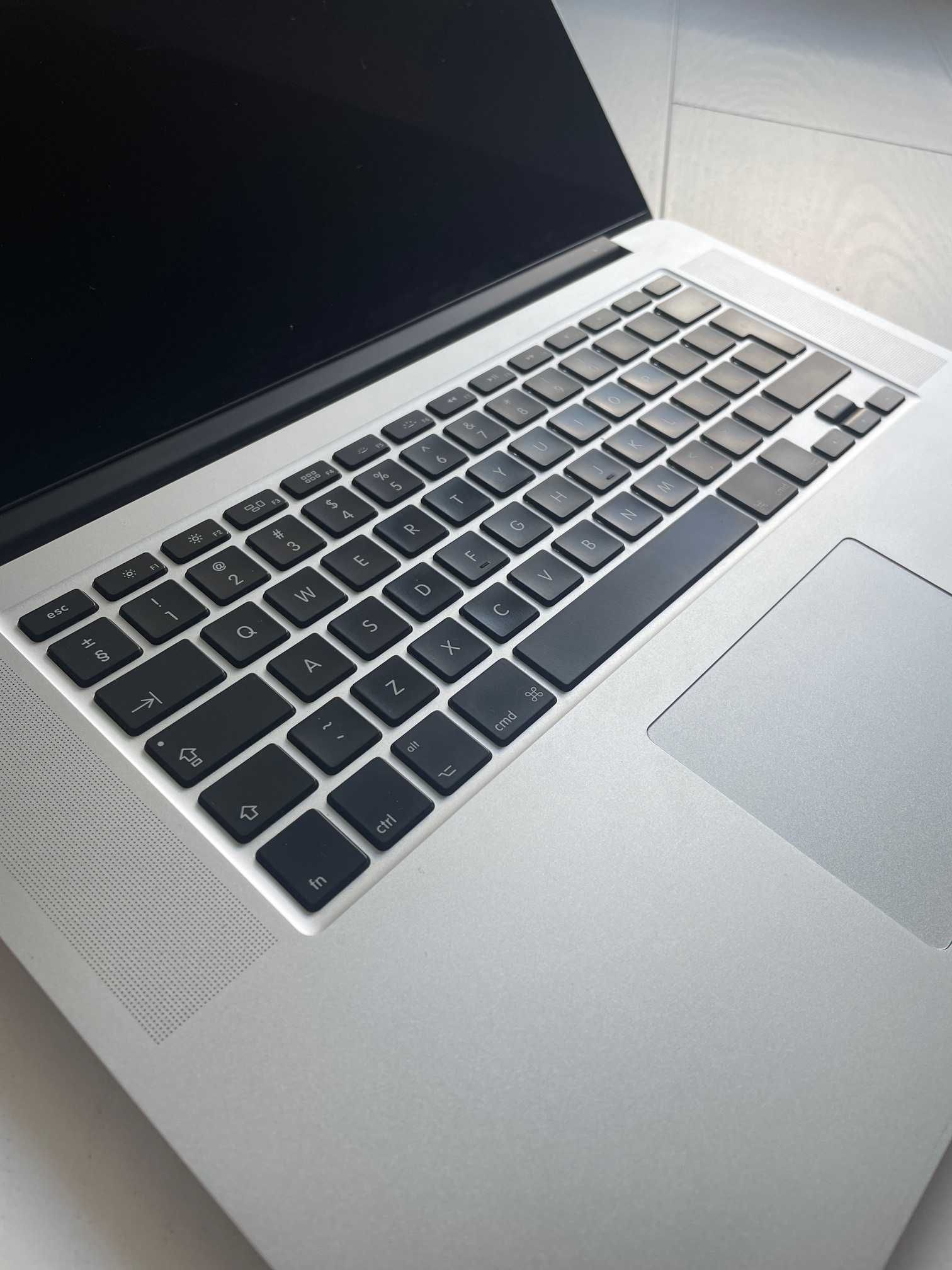 MacBook 2013 A1398 Intel HD4000/Nvidia GT650M Core i7 16 RAM 512 SSD