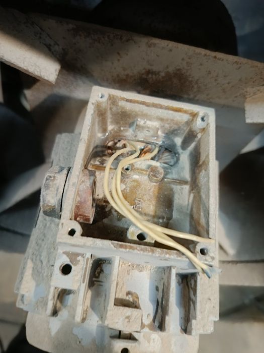 Вытяжка улитка б/у