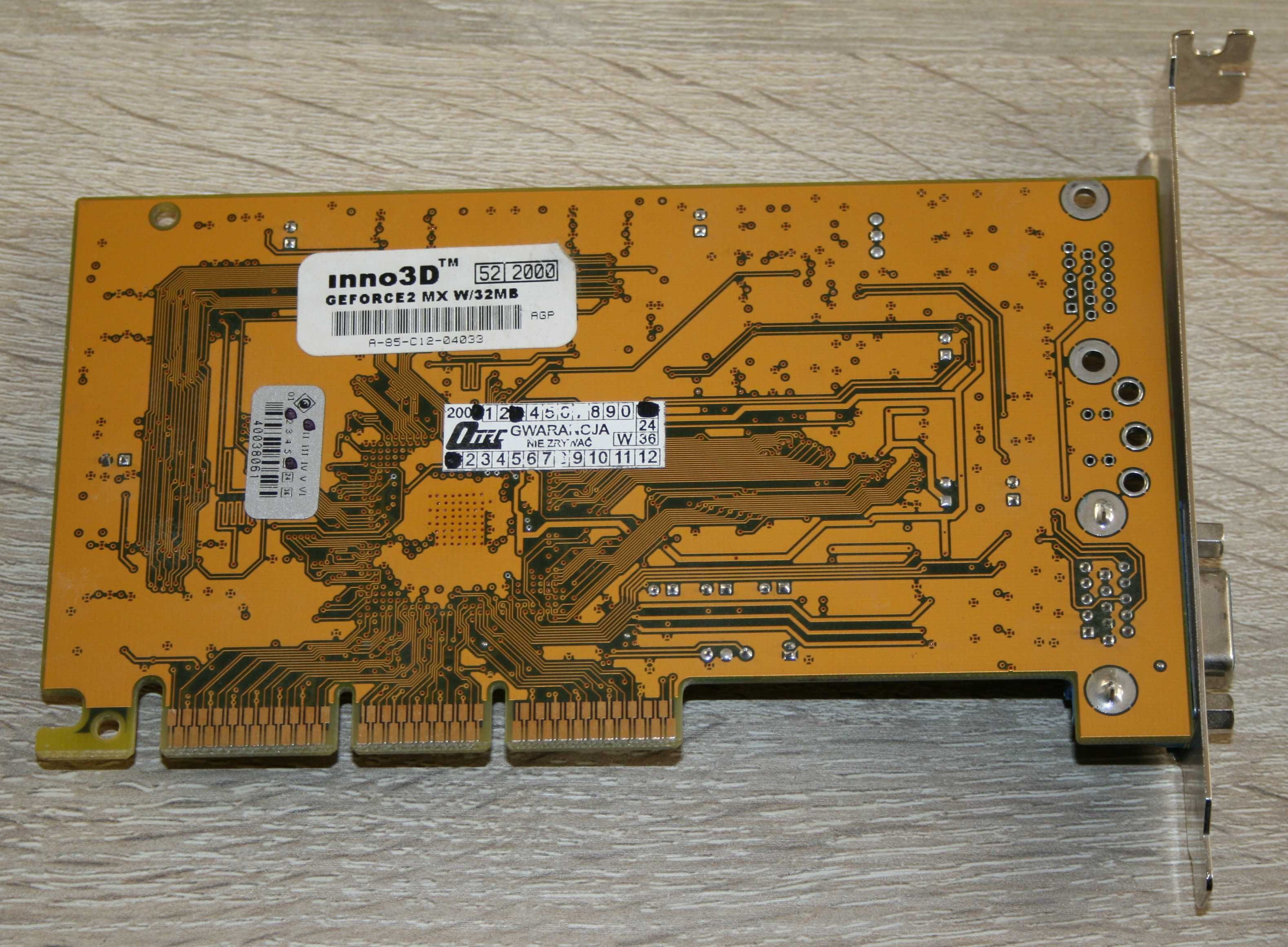 karta graficzna retro na interfejs AGP inno3D Tornado GeForce2 MX 32MB