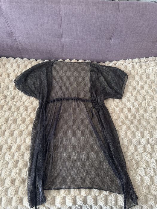 Чорна накидка на купальник