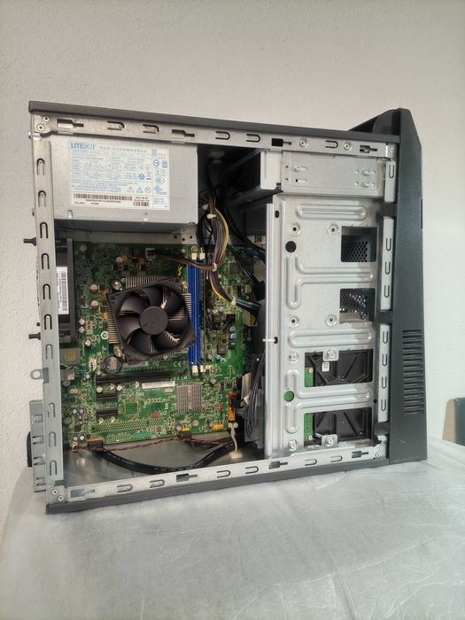 Lenovo Core i5 /Ram 8GB / Win10+Office/