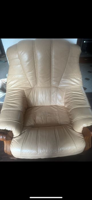 Komplet wypoczynkowy: skórzana kanapa 3-osobowa + fotel