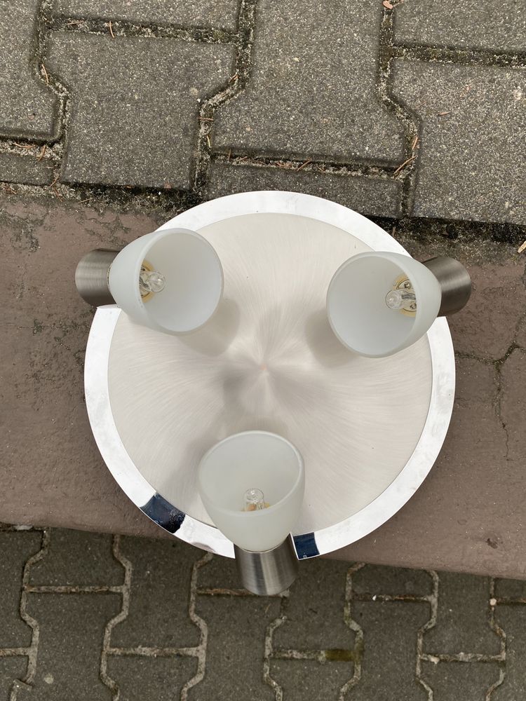 Lampa do przyczepy kempingowej