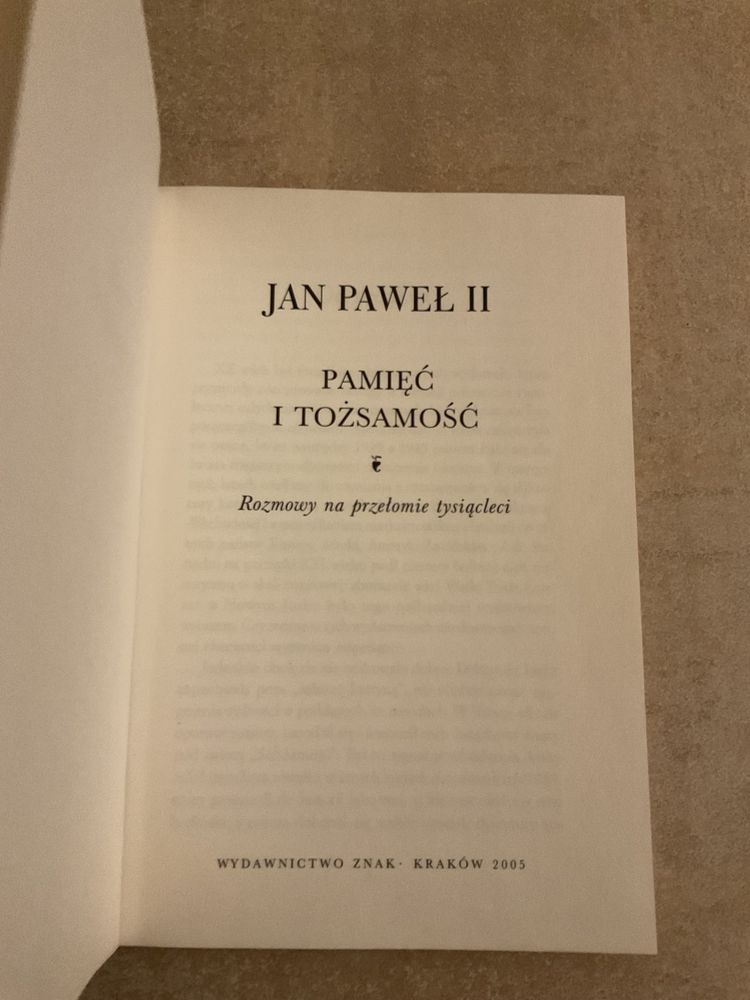 Książka Jan Paweł II „Pamięć i tożsamość”