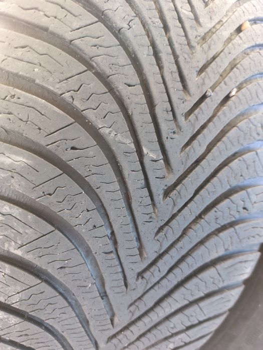 Резина Шини 225/50/R17 MICHELIN 2шт