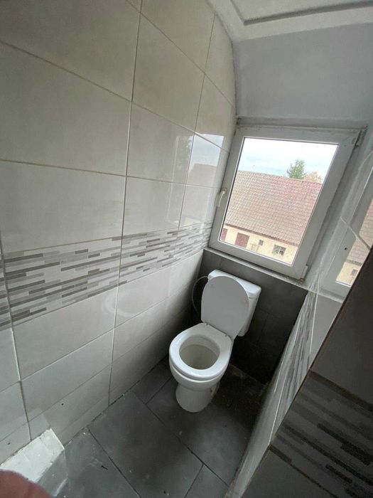 Wynajmę mieszkanie 2-3 pokoje z kuchnią i łazienką, 6 km od Płońska.