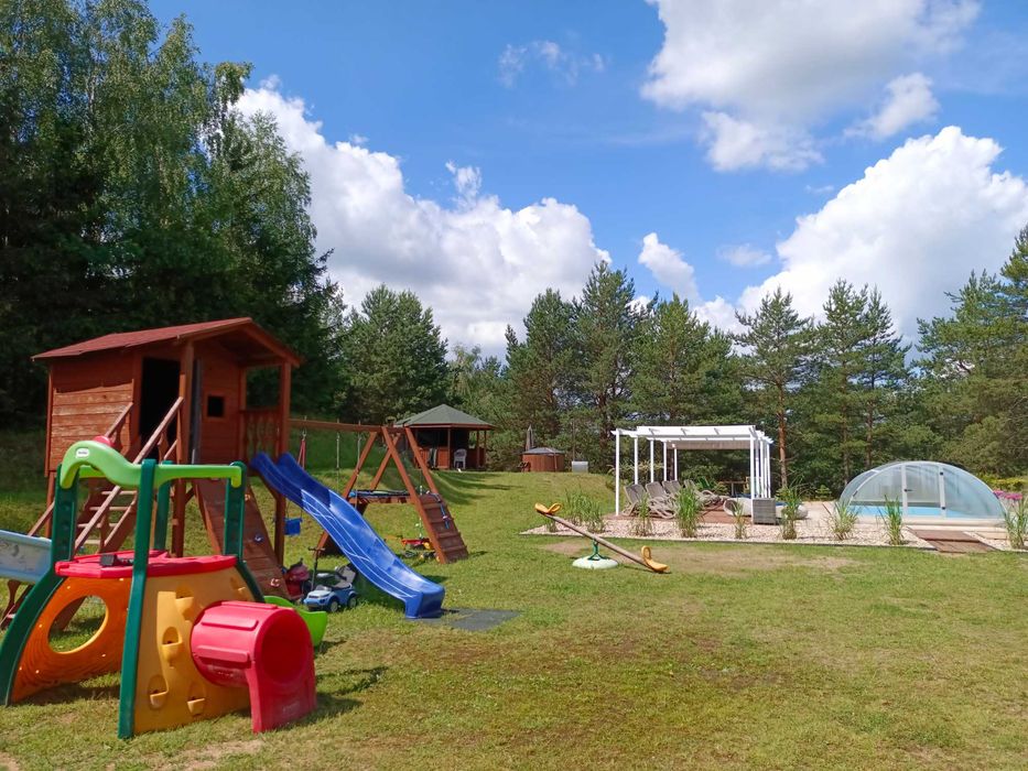 Domki nad jeziorem z basenem od 300 zł/ doba