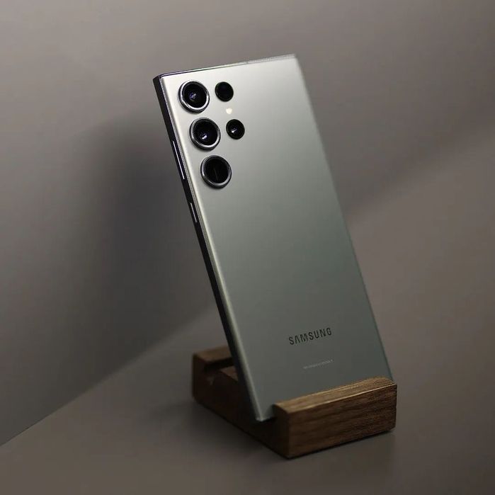 б/у Samsung Galaxy S23 Ultra 8/256GB (Global) (Хороший стан)