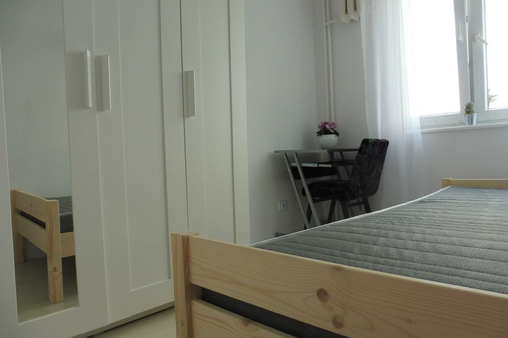 Pokój dla jednej osoby na os. Chrobrego - świetna lokalizacja