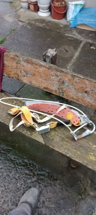 Пояс для висотних робіт