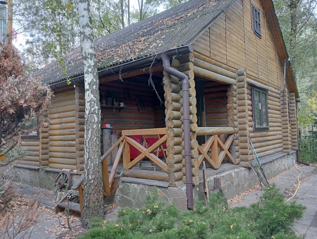 Оренда подобово заміський будинок зі зрубу