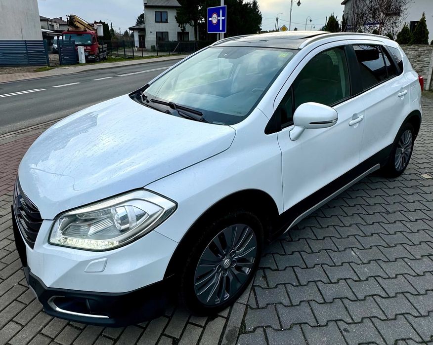 Suzuki SX4      2014
