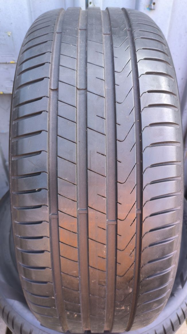Резина 245.50.R19.Ціна вказана за 1 шт.