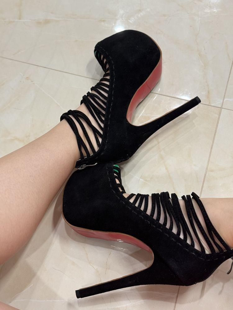 Туфли Christian Louboutin 36 р оригинал, лабутены кристиан лабутен