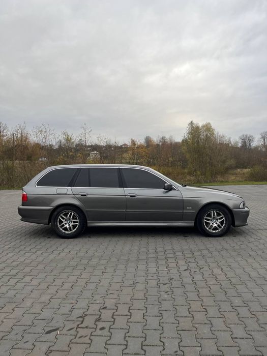 BMW e39 2002 рік автомат