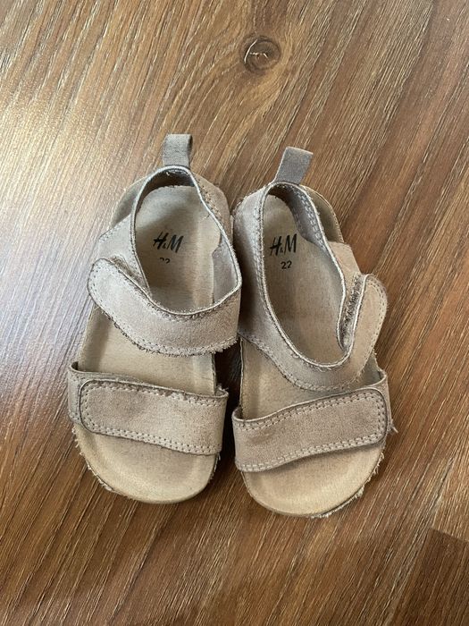 Босоніжки дитячі