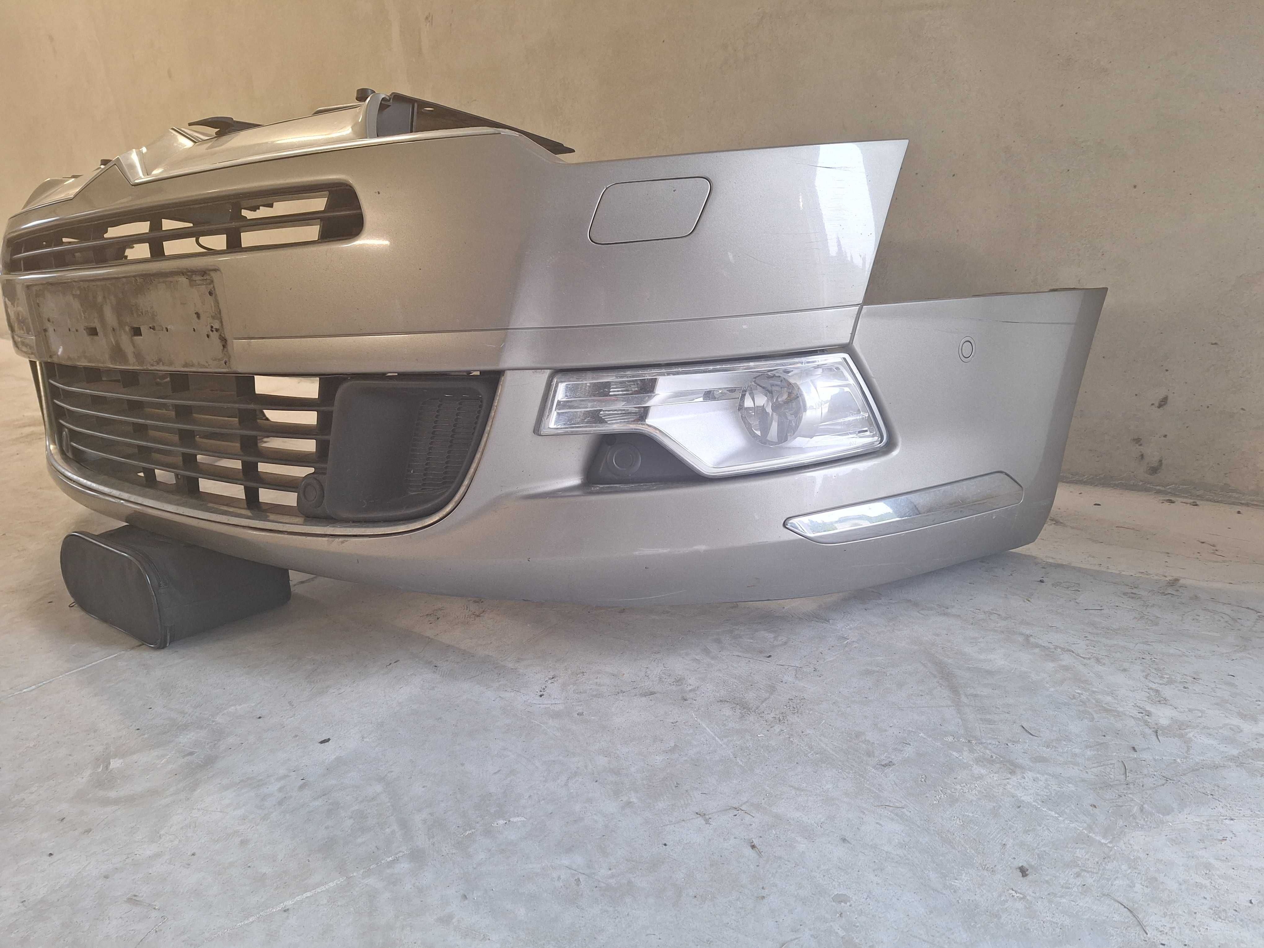 Zderzak przód Citroen c5 x7 KCHC pdc