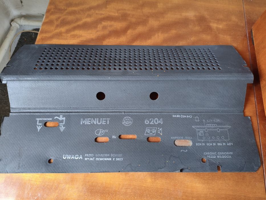 Radio menuet  lampowe