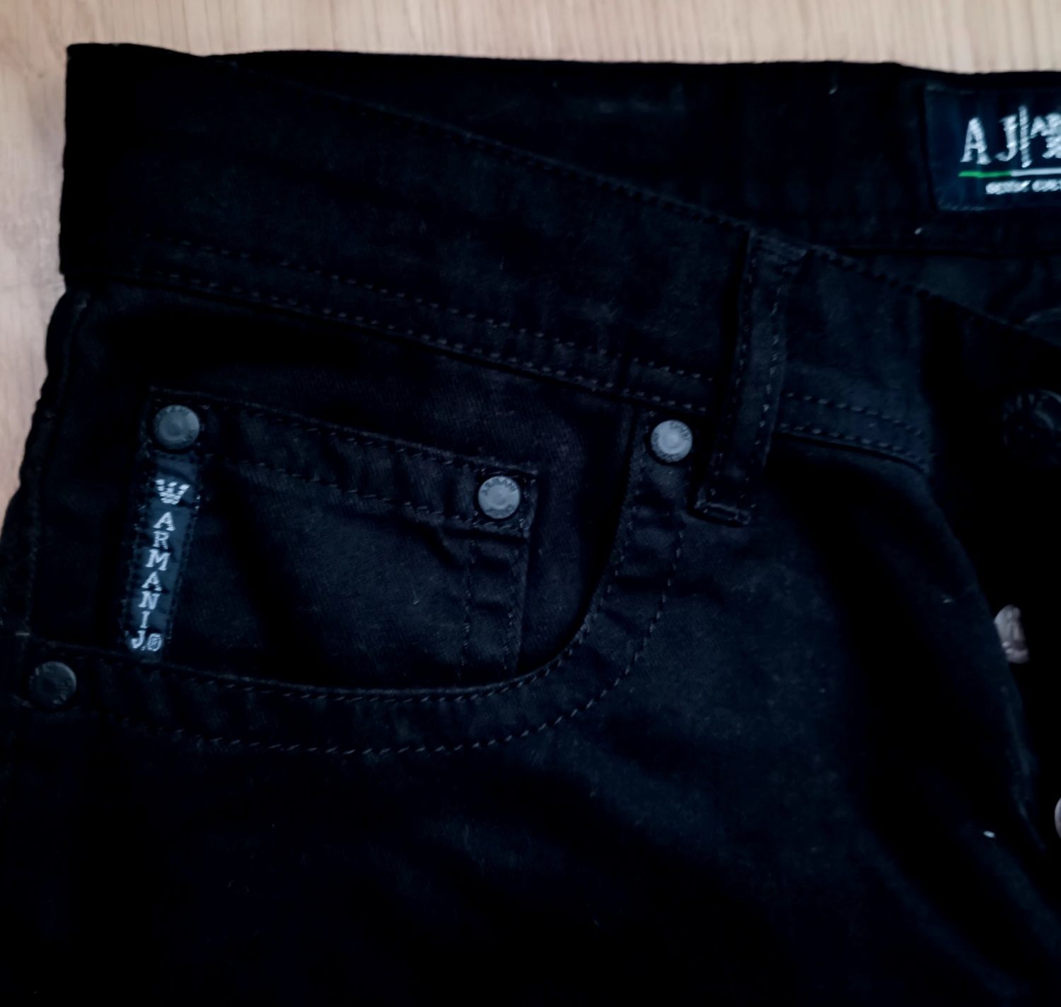 Spodnie Armani jeans