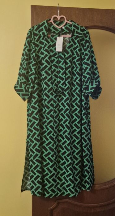 Шифонове плаття 54-56 розміру,  зеленого кольору,  не підійшов розмір