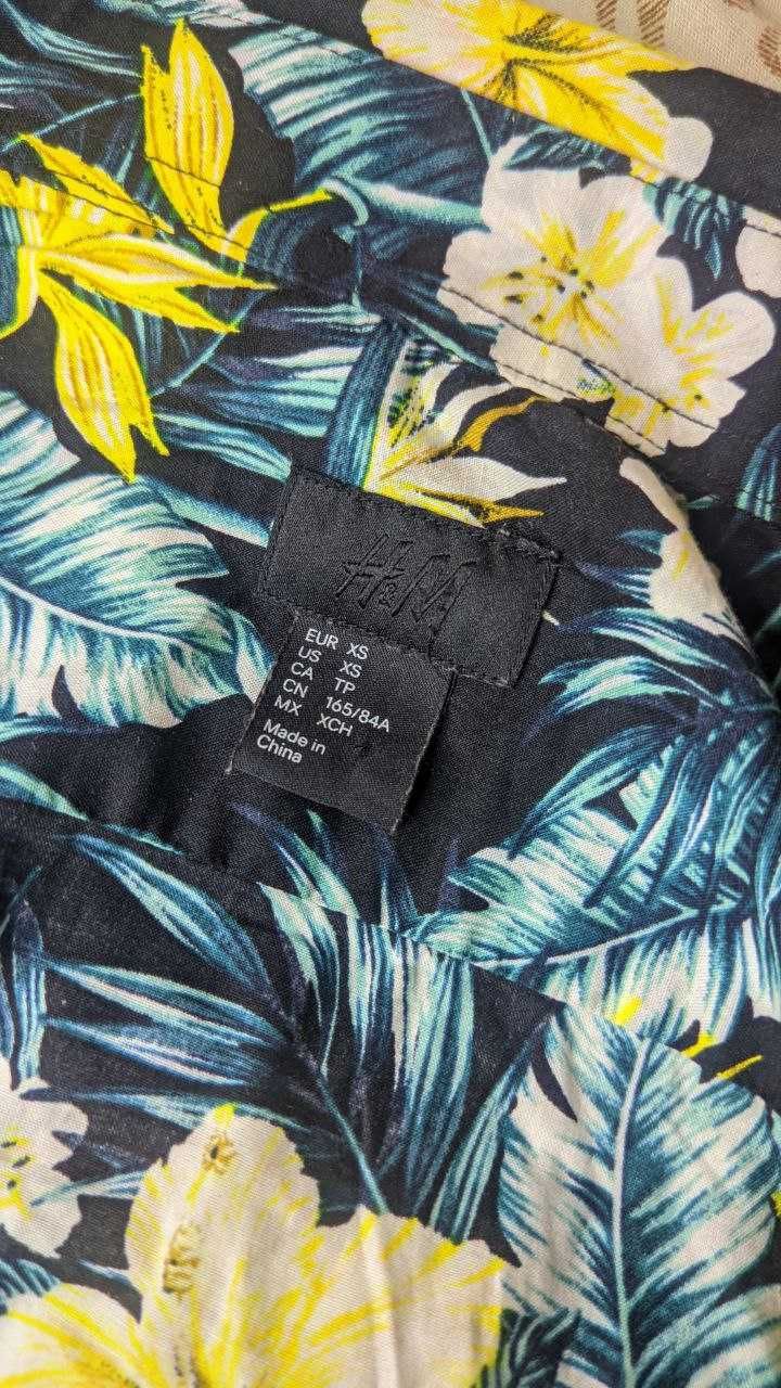 Сорочка H&M в принт квітів