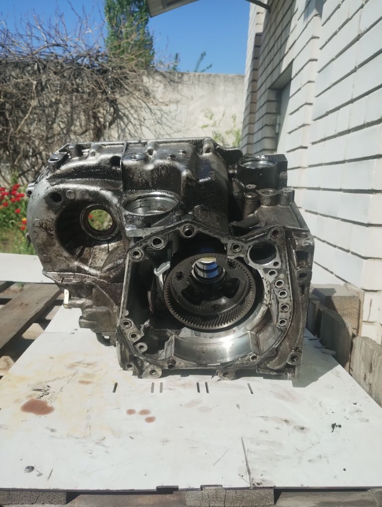 АКПП dp0 al4 046 Renault (под ремонт или на запчасти)