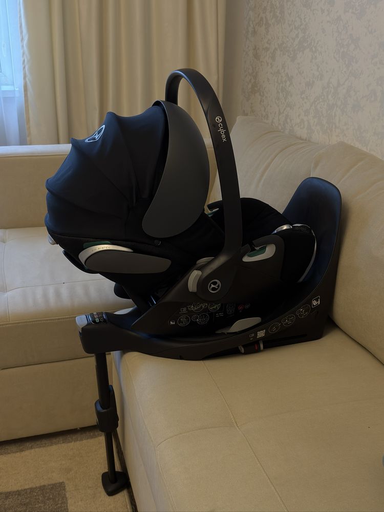 Автокрісло Cybex