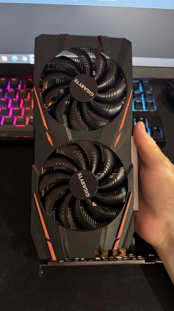 GIGABYTE Radeon RX 570 4gb GDDR5