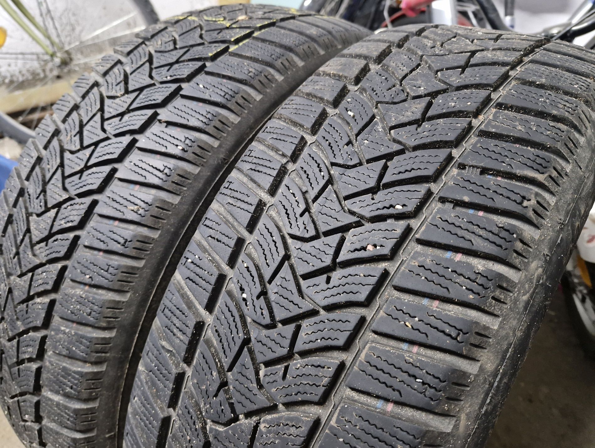 Opony zimowe 205x60 r16 2021 rok 2 sztuki