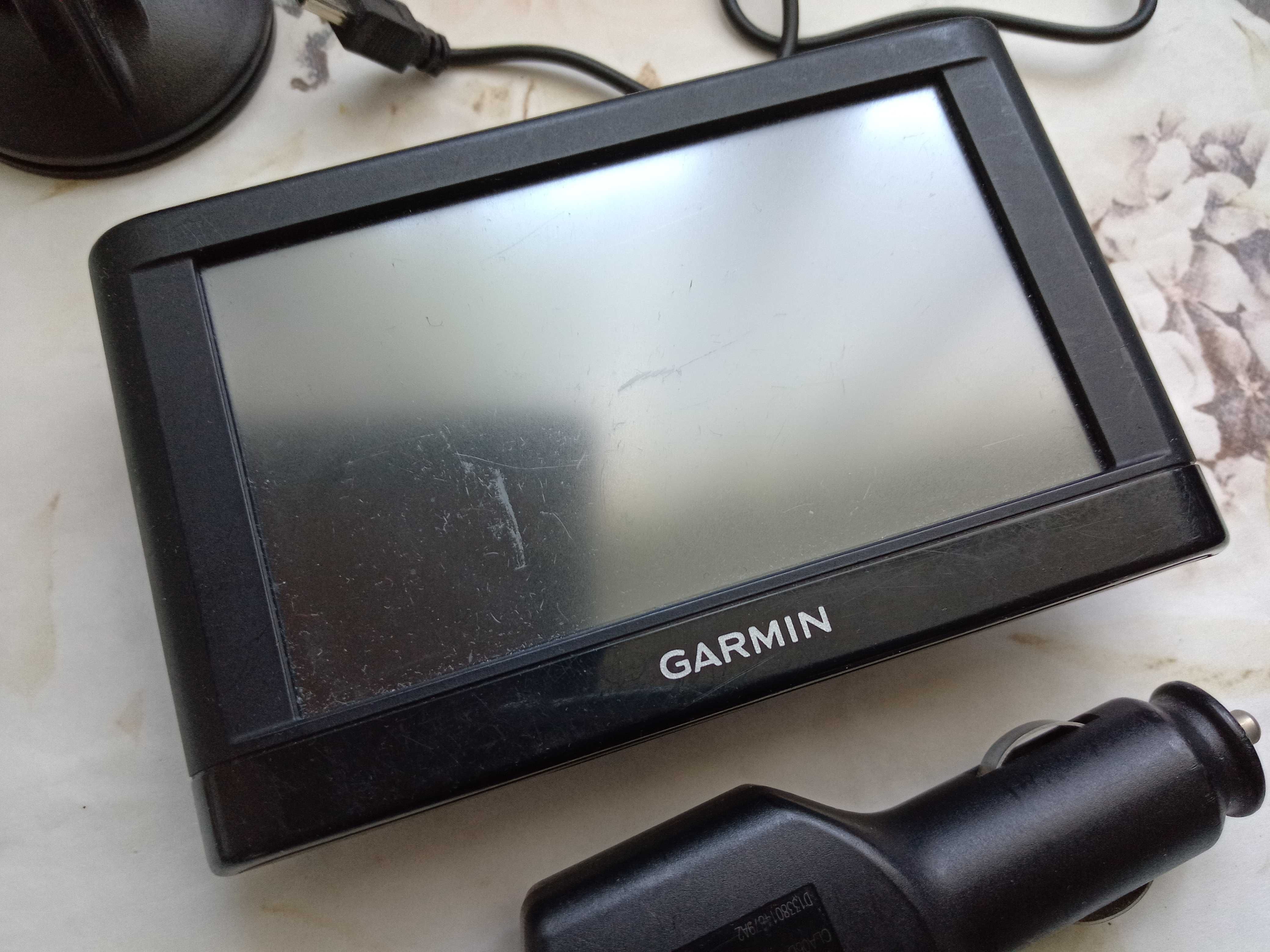 Nawigacja samochodowa Garmin Nüvi 42 Sprawna! Zestaw z ładowarką sam.