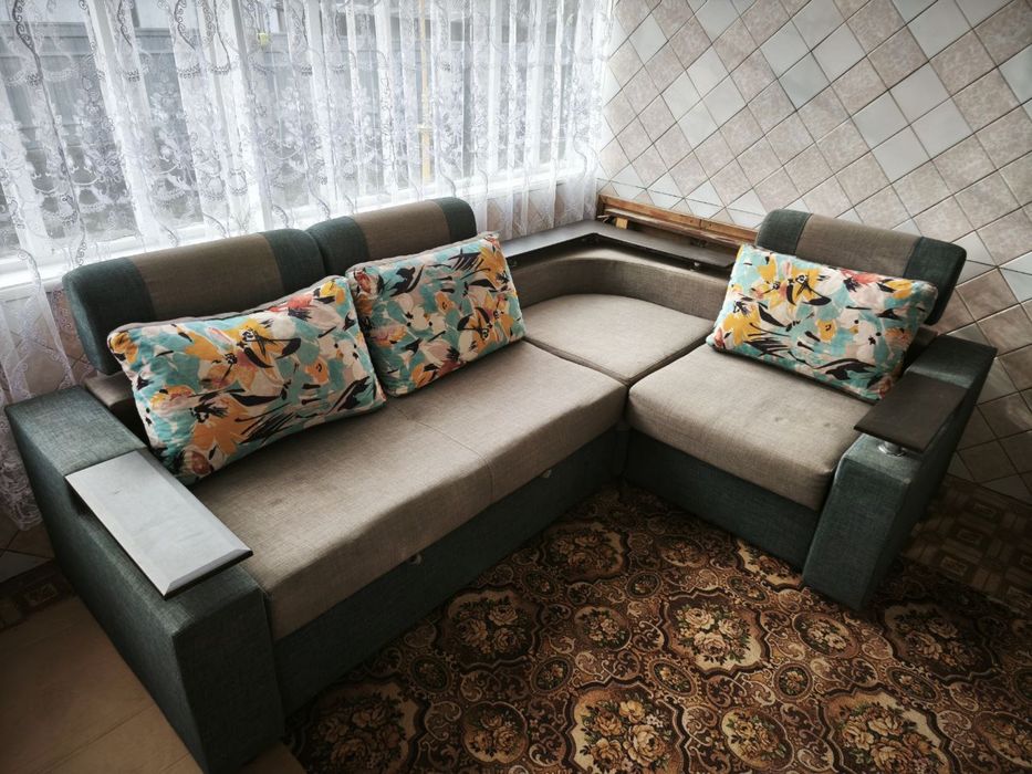 Продам розкладний диван