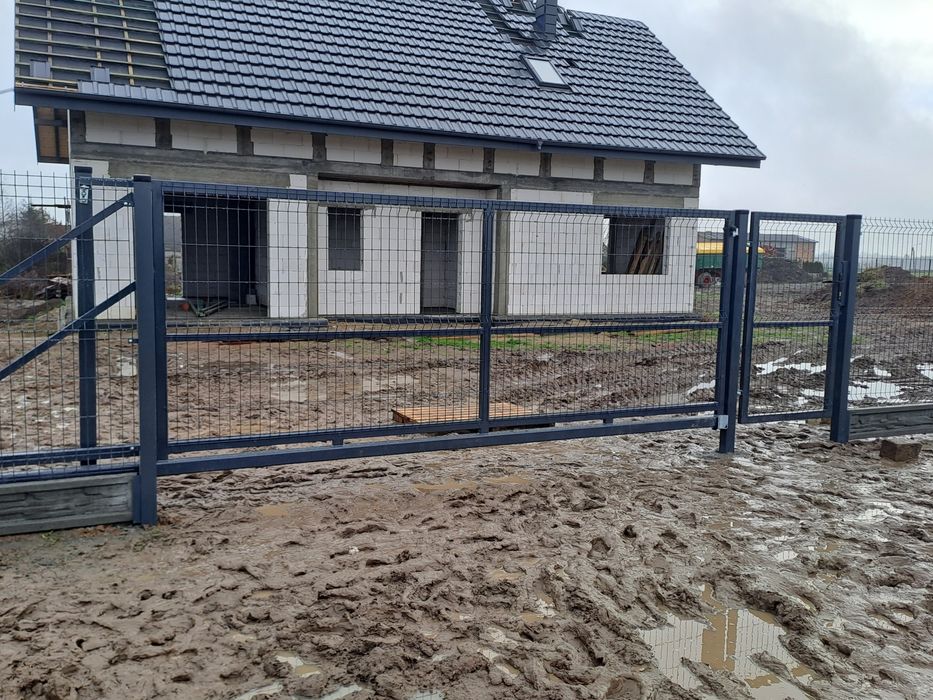 Ogrodzenie panelowe z  montażem