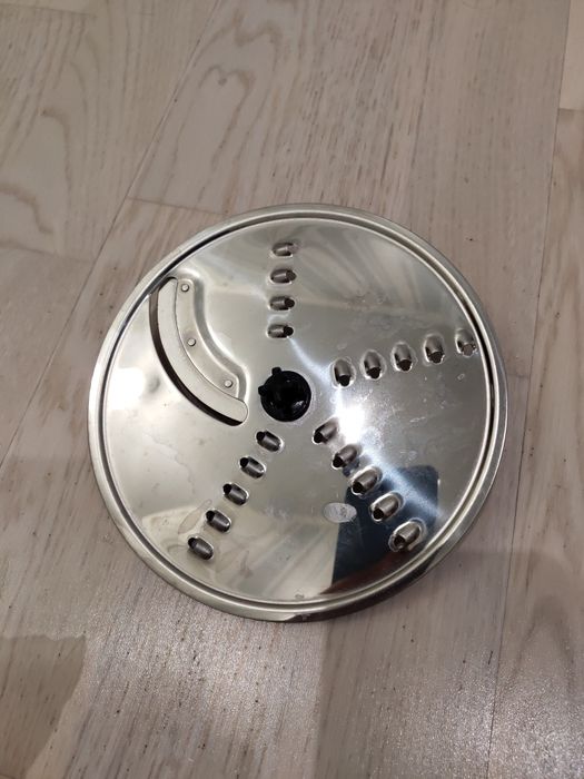 Продам насадки терку для блендера Saturn ST-FP0051