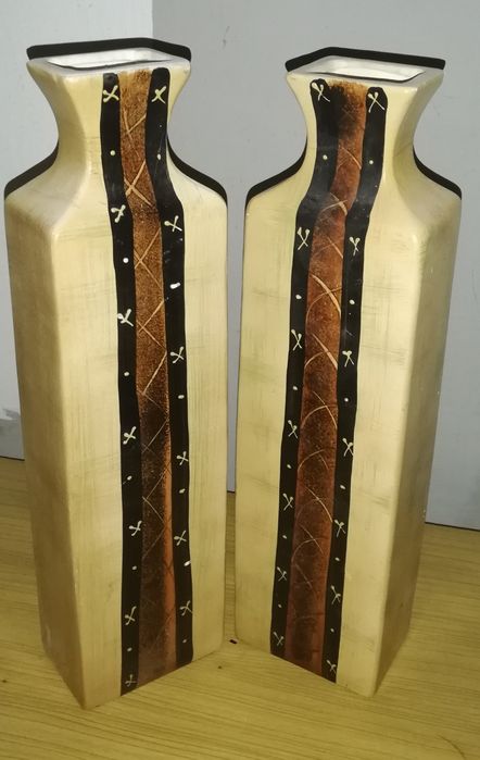 Wysokie wazony gipsowo-ceramiczne (2 szt)