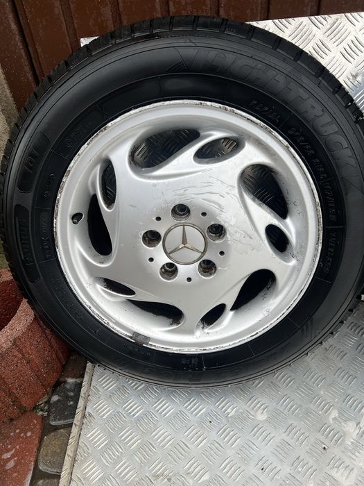 Felgi Aluminiowe z Oponami zimowymi 205/65R16C Mercedes Vito W638