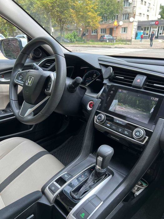HONDA Civic X 2016