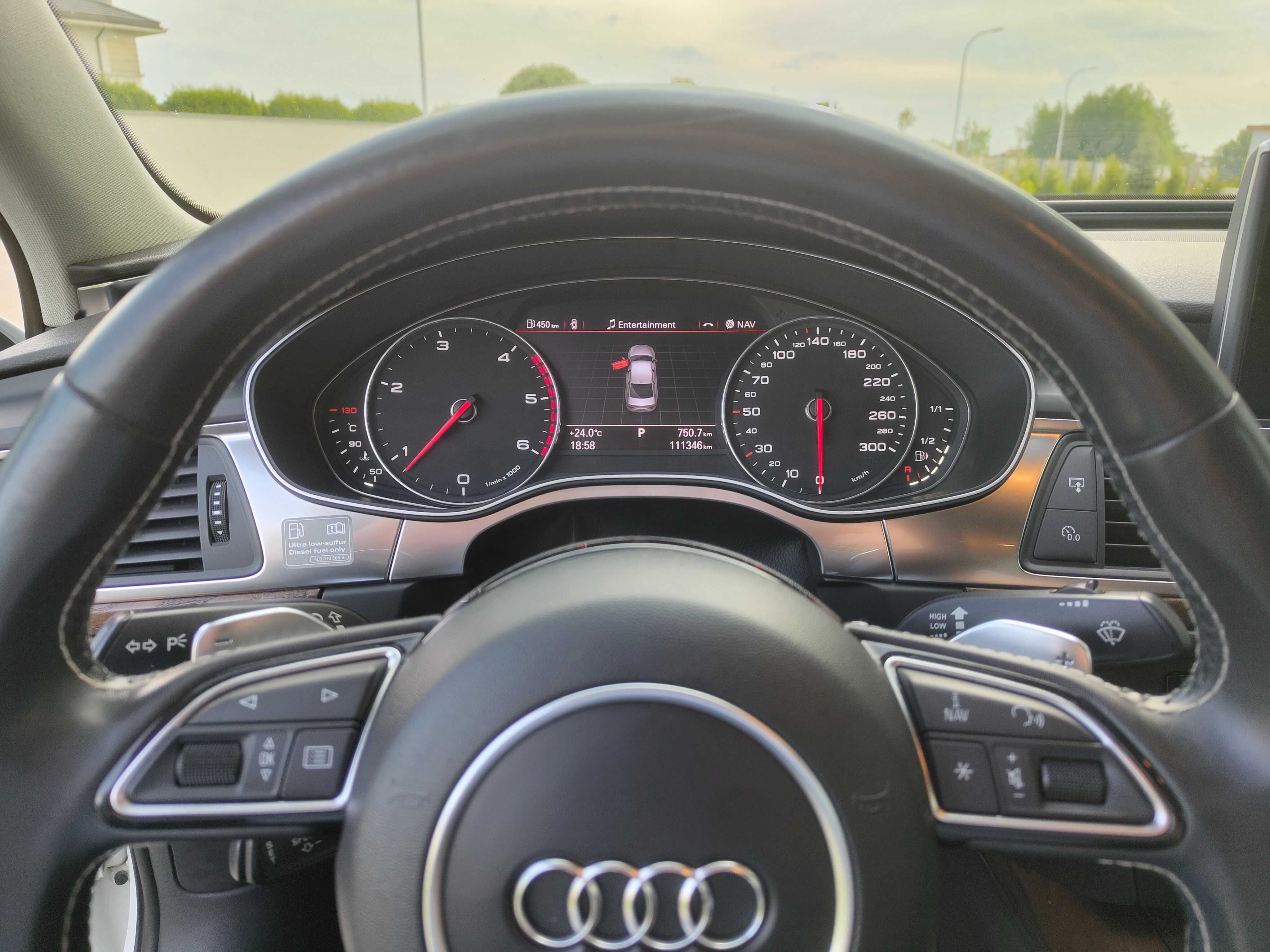 Audi A6 w pakiecie zewnętrznym S6, 3.0 TDI | 2014 | Biała Perła.