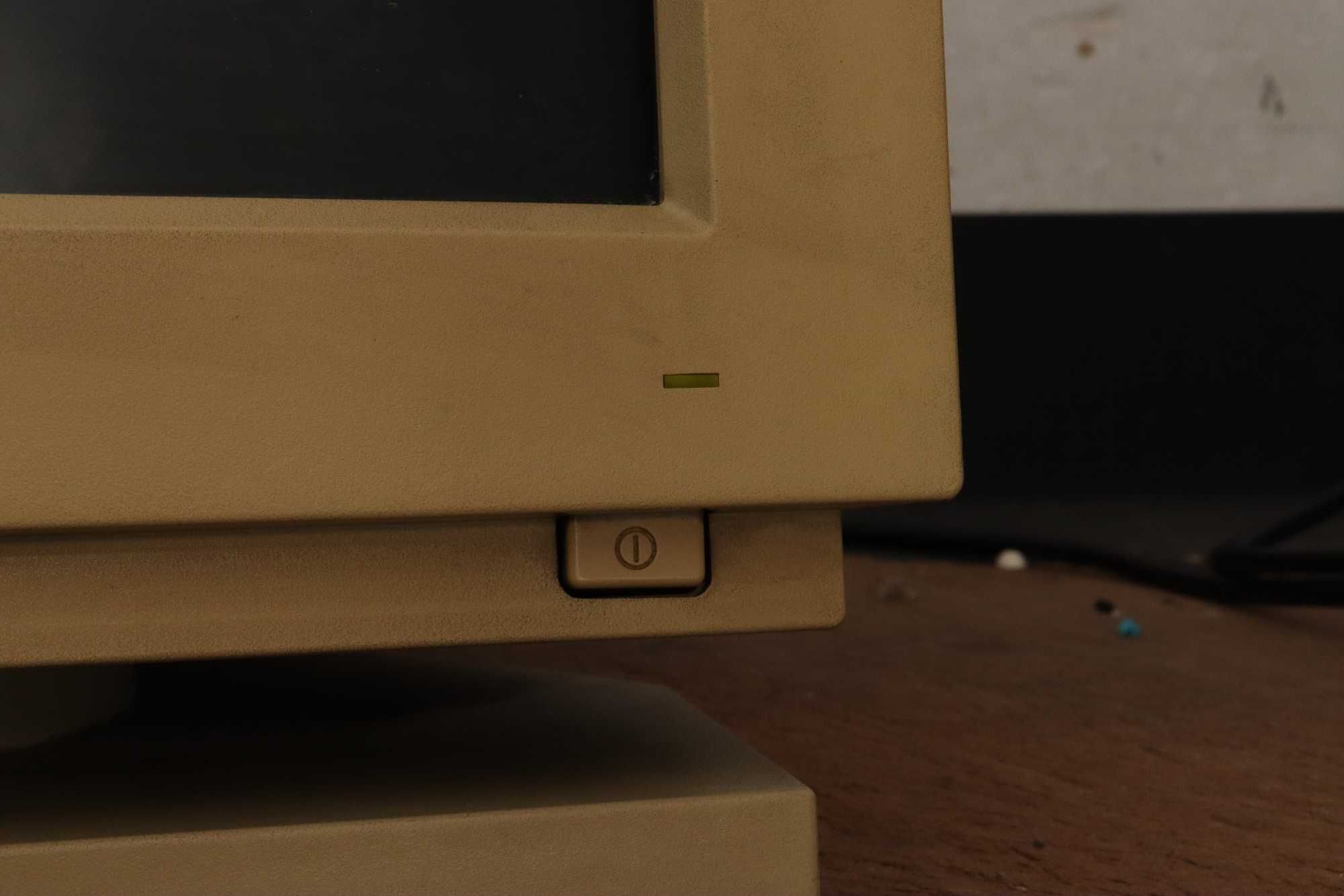Monitor APPLE M1212 retro 1994 rok