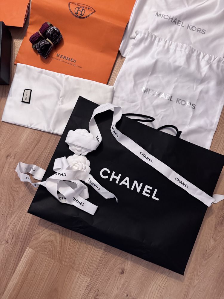 Zestaw toreb, worków i tasiemek Hermes Chanel Gucci