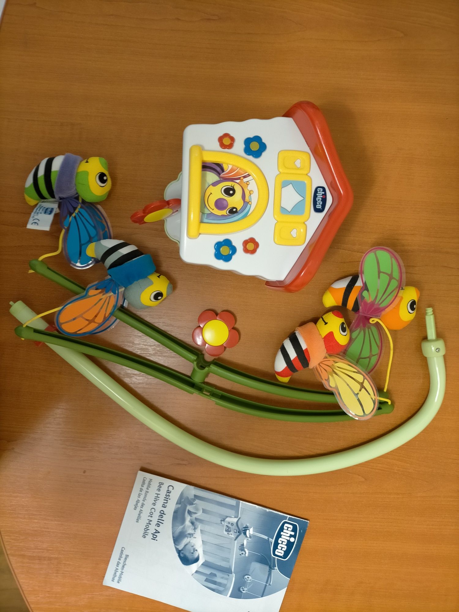 Детский музыкальный домик с пчелами CHICCO