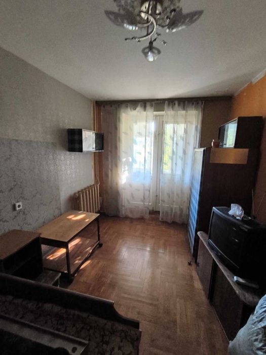 Продам 4-х комнатную на Таирова. Королёва/Инглези.и Кирпич. Программы!