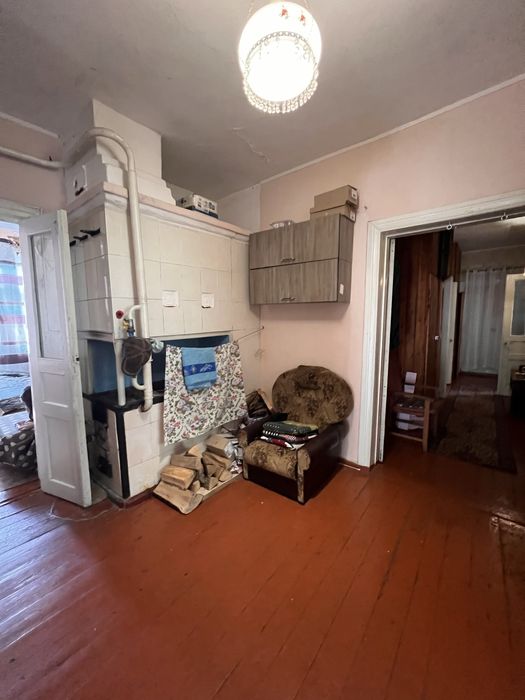 Будинок. Ніжинський район с.Вертіївка