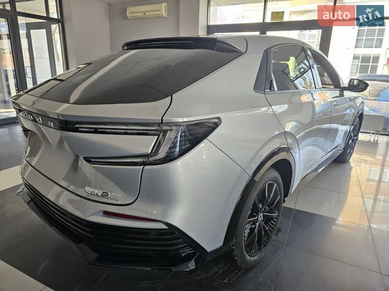 Honda e:NP2 2024