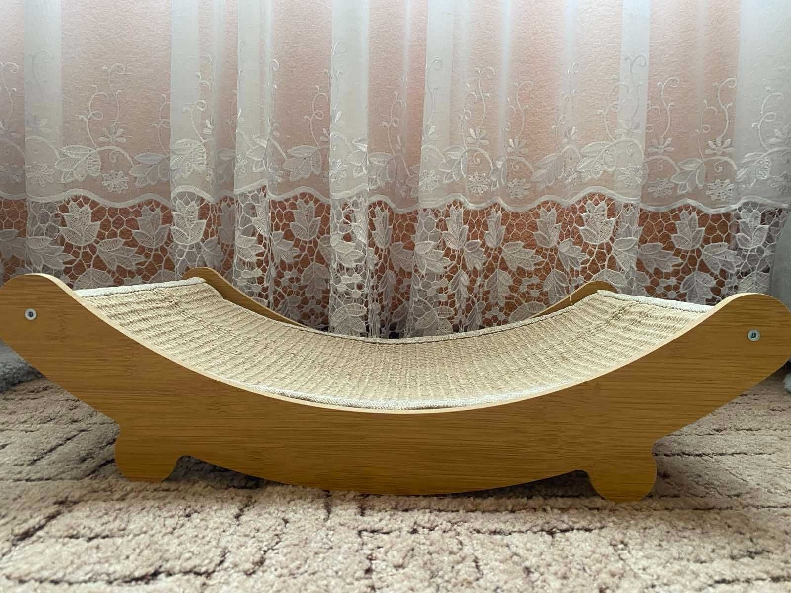 Когтеточка  лежанка дерев'яна для котів, L, кіт